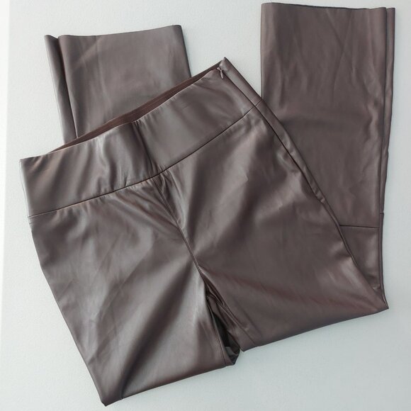 AQUA Brown Faux Leather Pants L High Rise Cropped Flare Chic Modern - Picture 2 of 13
